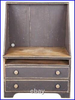DS Whims Early American Primitive Painted Pine Bucket Bench Media Cabinet Brown