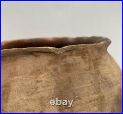 Large Ancient Clay Pottery Pot Native American Not Signed Antique Unknown Heavy