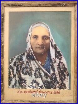 Large Vintage Indian Old Women Realistic Portrait Oil Painting Artist Signed