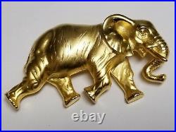 Large Vintage Signed DOREEN RYAN 1994 Matte Gold Tone ELEPHANT Belt Buckle 4