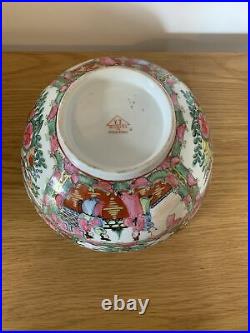 Large vintage handpainted Chinese famille rose bowl /punch bowl. Rose medallions